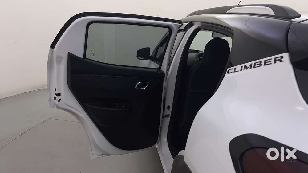 Renault Kwid 2019-ongoing 1.0 Climber Amt, 2023, Petrol