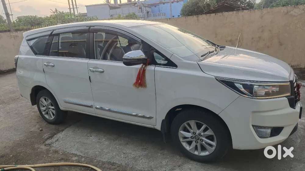 Toyota Innova Crysta 2018 Diesel Well Maintained