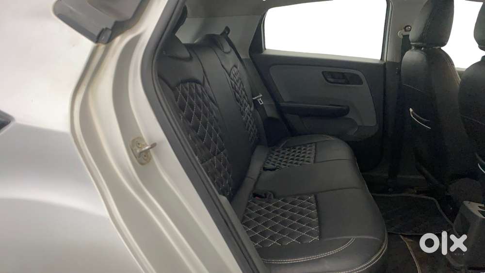 Tata Altroz 1.2 Xm, 2020, Petrol