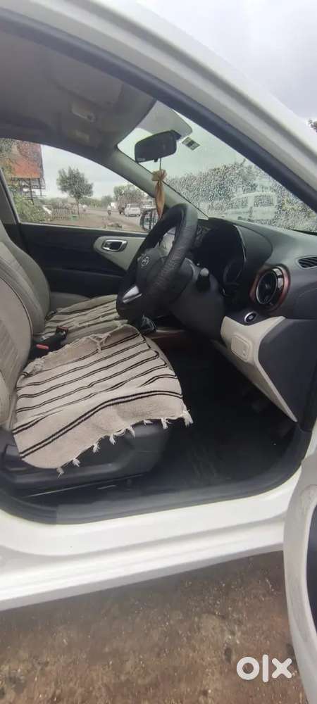 Hyundai Aura 2021 Petrol Manual