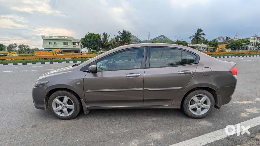 Honda City 2011-2013 V At Exclusive, 2011, Petrol