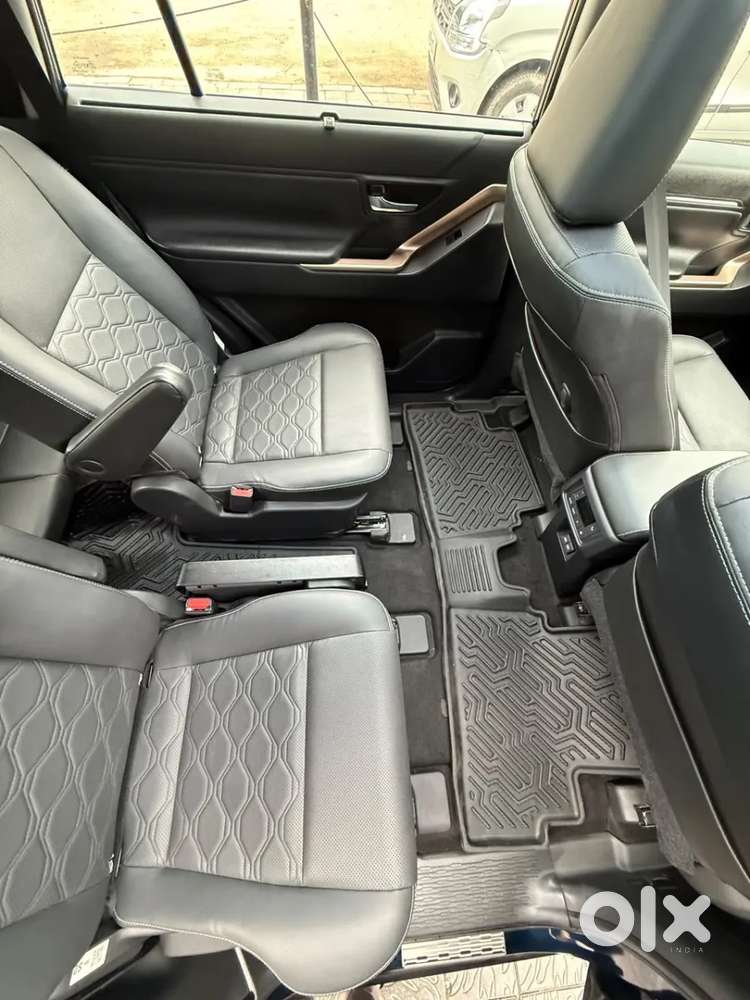 Maruti Suzuki Invicto Alpha Plus 7str, 2024, Petrol