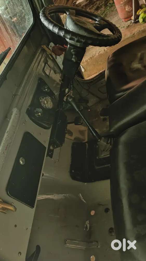 Mahindra Commander 7seater