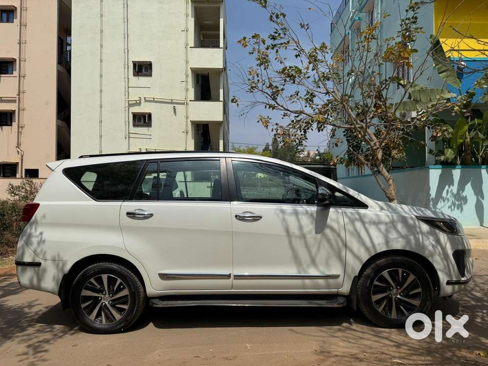 Toyota Innova Crysta 2022 Diesel Manual