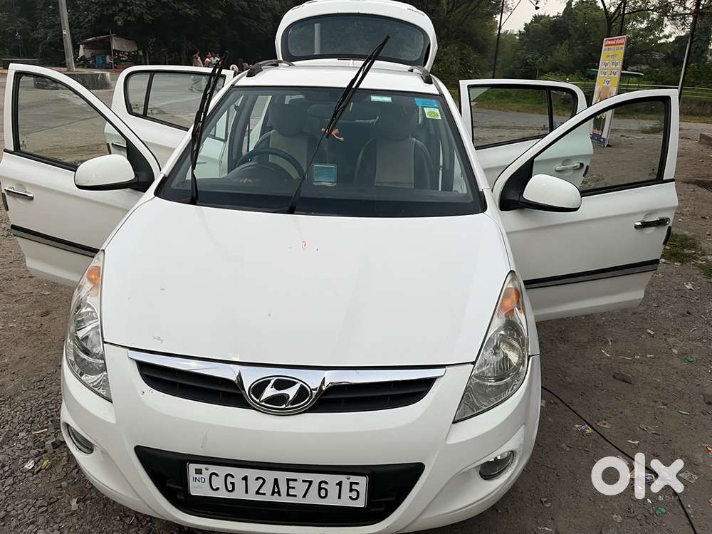 Hyundai I20 Petrol Manual 2013