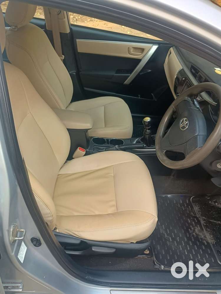 Toyota Corolla Altis 2013-2017 Js Mt, 2015, Petrol