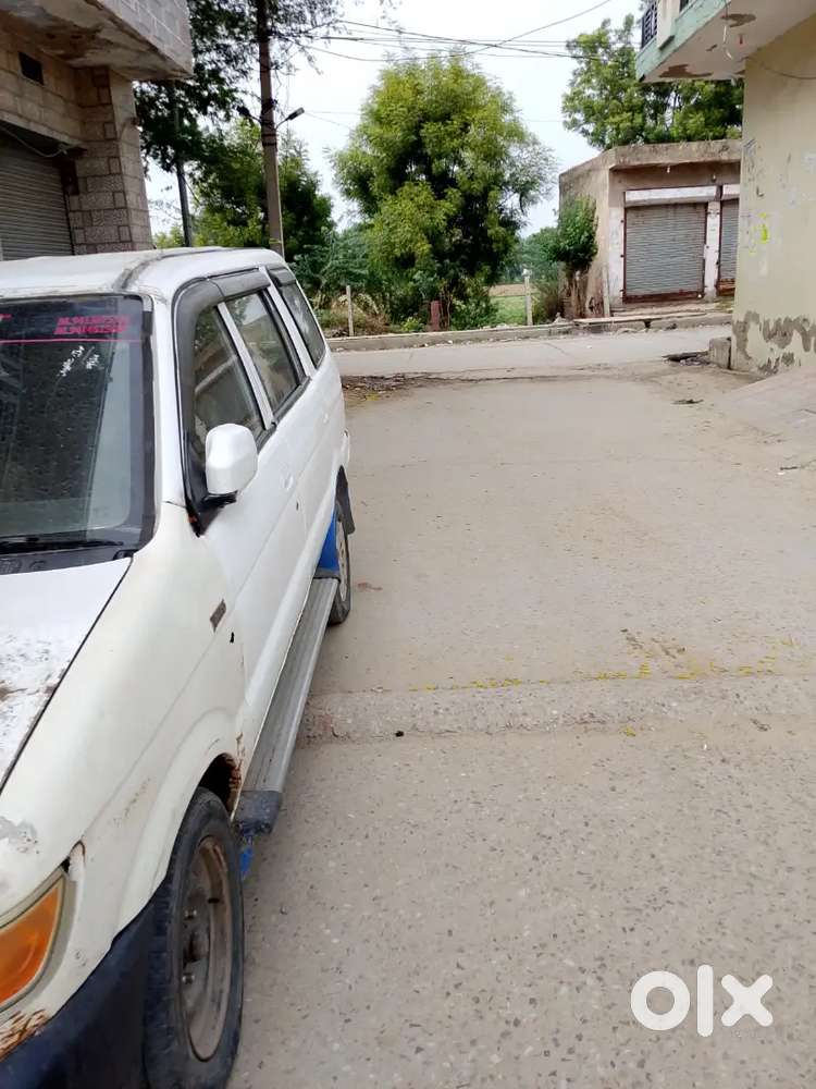 Chevrolet Tavera 2014 Model
