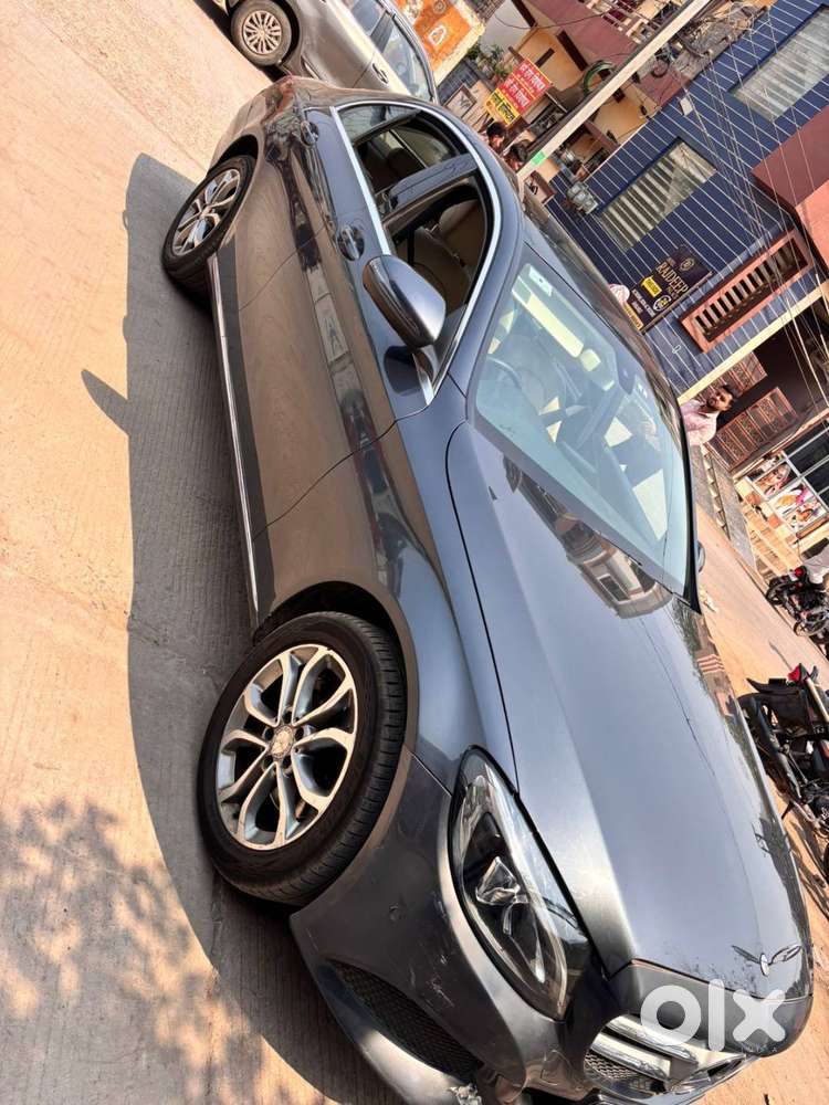Mercedes-benz C-class 2017 Diesel 100000 Km Driven