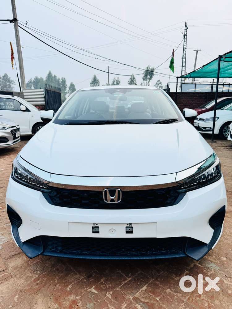 Honda City ZX VTEC, 2023, Petrol - Cars in Model Town, Ambala