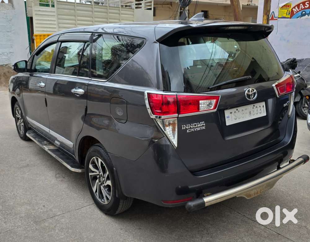 Toyota Innova Crysta [2020-ongoing] 2.4 Vx 7 Str, 2022, Diesel