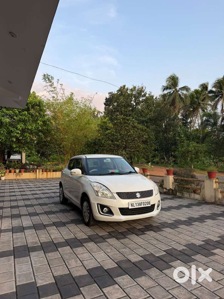 Maruti Suzuki Swift Vxi 1.2 Abs Bs-iv, 2015, Petrol