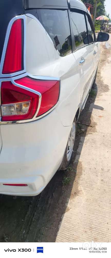 Maruti Suzuki Ertiga Vxi 2022