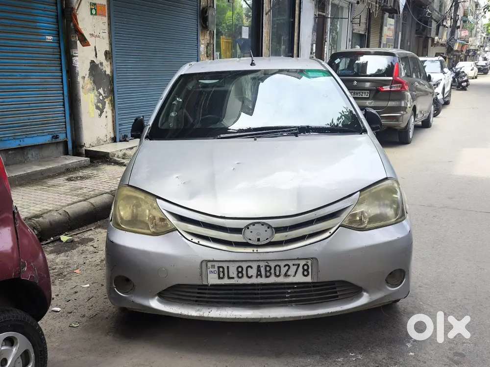 Toyota Etios Liva 2011 1.2 G