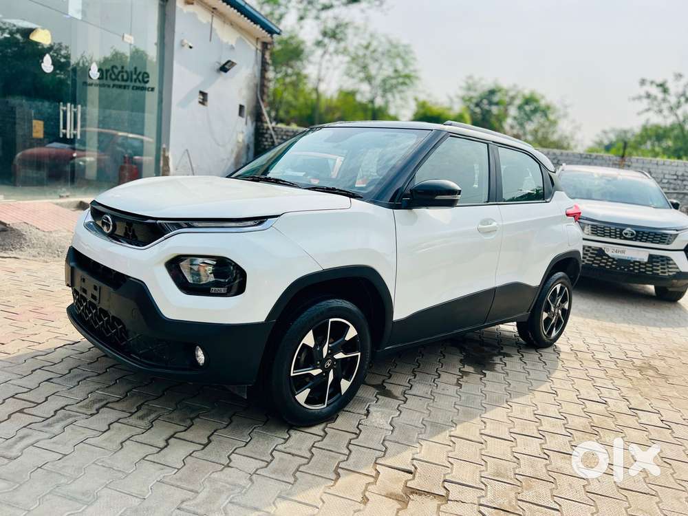 Tata Punch Creative Dual Tone Amt Sunroof, 2025, Petrol
