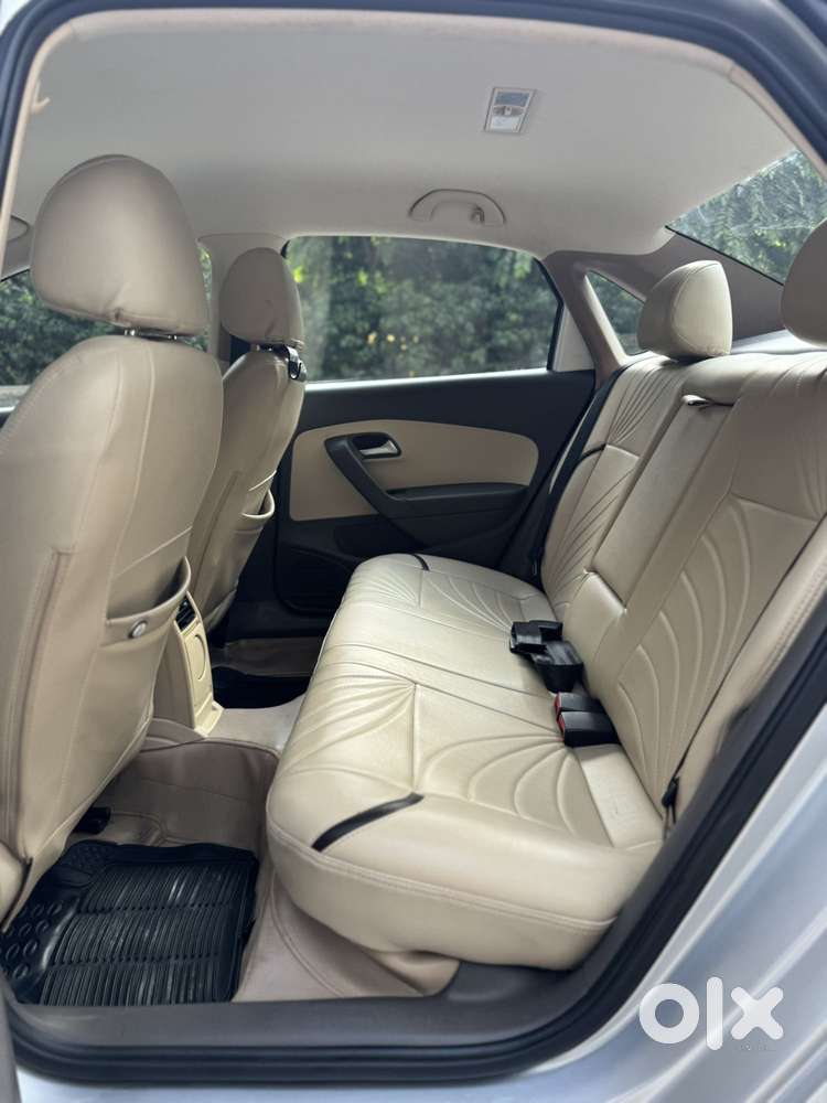 Volkswagen Vento 2013-2015 Magnific 1.6 Comfortline, 2014, Petrol