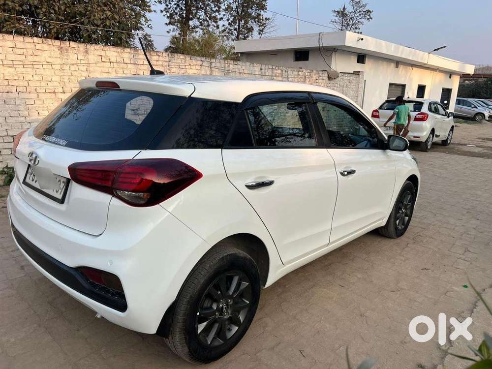 Hyundai Elite I20 [ ] 1.2 Sportz, 2018, Petrol