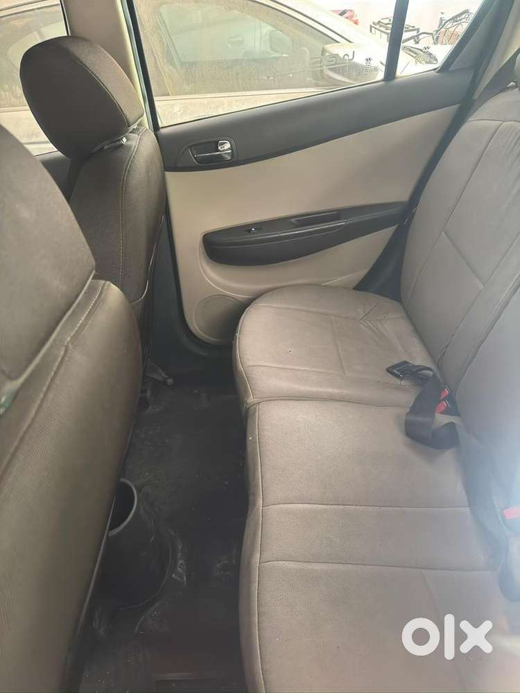 Hyundai Car Manual 2013