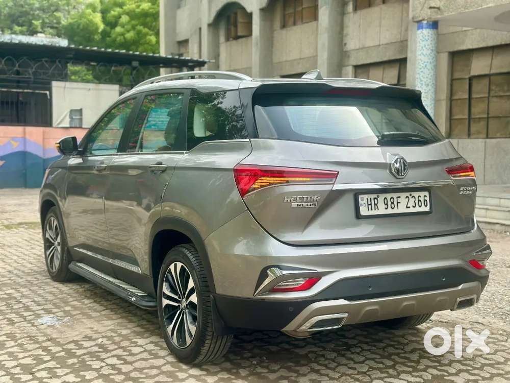 Mg Hector Plus 2022 Model New Condition Service Record