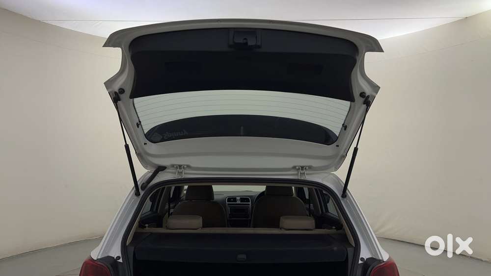 Volkswagen Polo 2009-2013 Petrol Highline 1.2l, 2015, Petrol