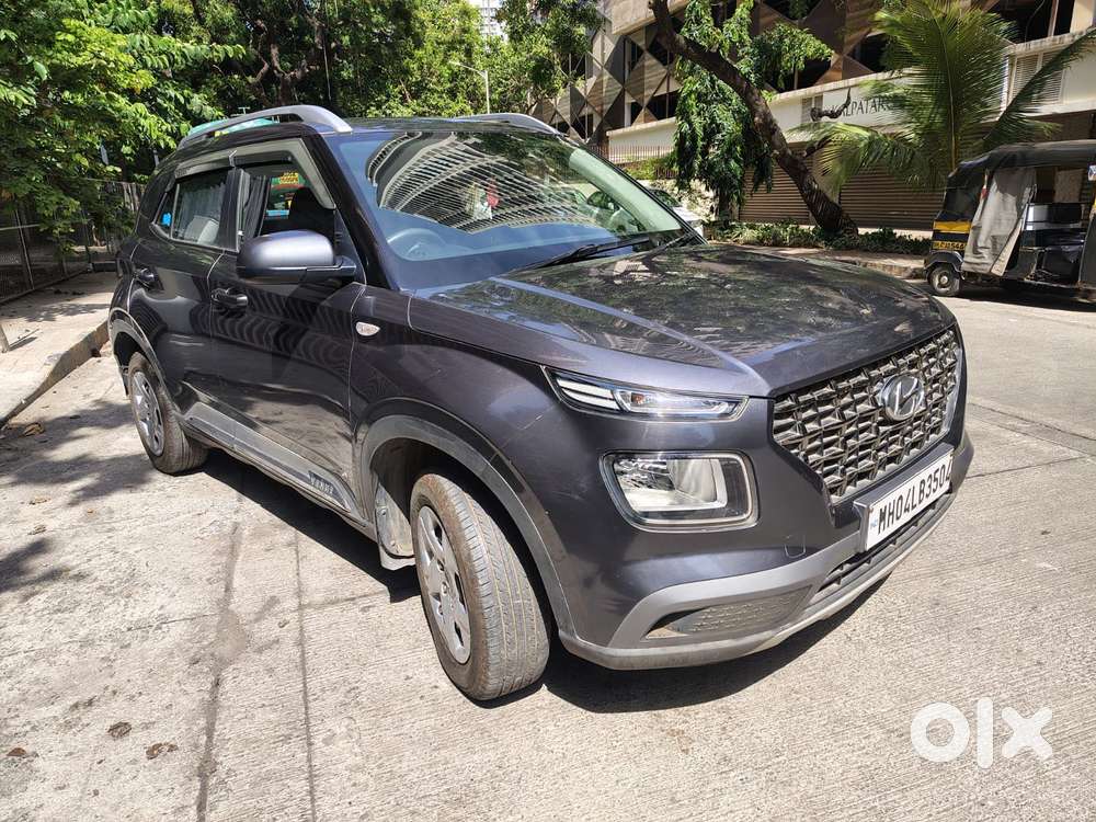 Hyundai Venue S 1.2 Petrol, 2022, Petrol