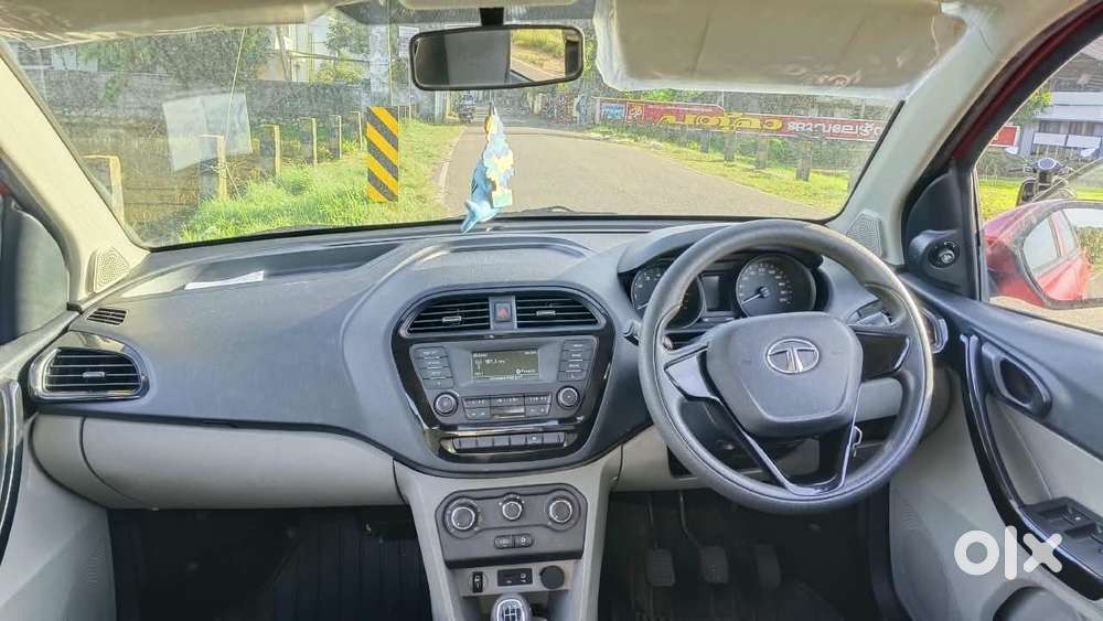 Tata Tiago 1.2 Revotron Xt, 2018, Petrol