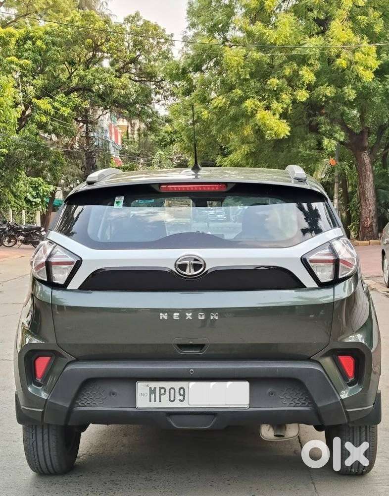 Tata Nexon 1.2 Revotron Xm (s), 2022, Petrol
