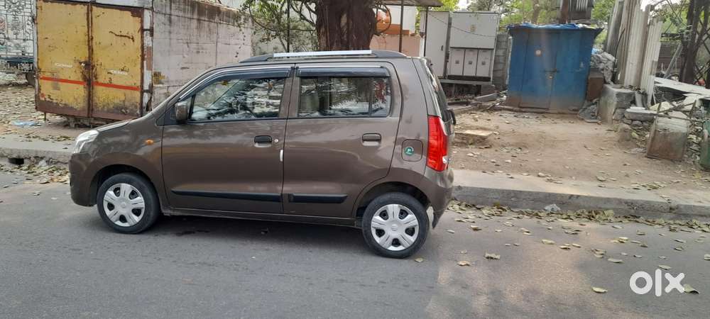 Maruti Suzuki Wagon R Amt Vxi, 2017, Petrol