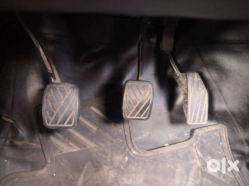 Maruti Suzuki Swift 1.2 Vxi (o), 2022, Petrol