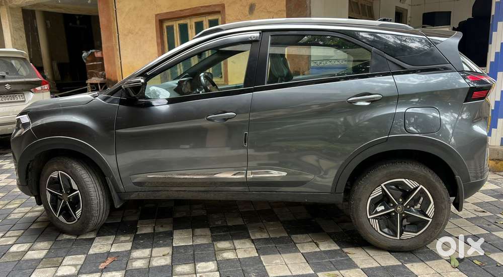Tata Nexon Fearless Plus 1.2 Revotron Petrol 6 Mt Dt, 2023, Petrol