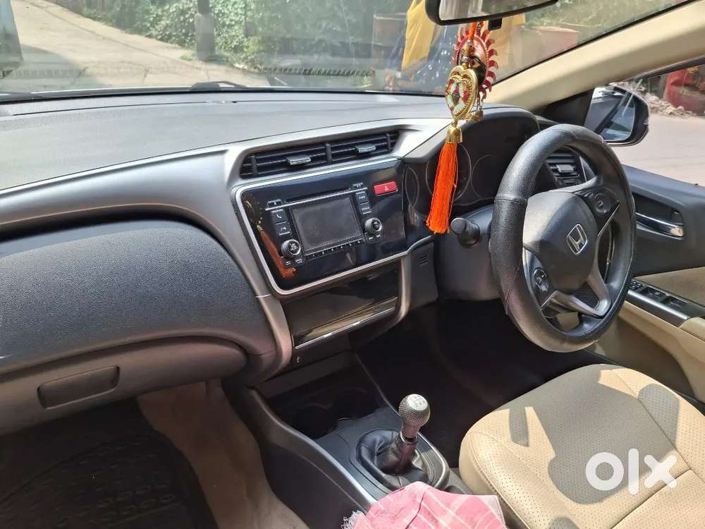 Honda City Petrol 2015 Variant