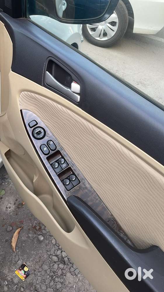 Hyundai Fluidic Verna 1.6 Vtvt Sx, 2013, Petrol