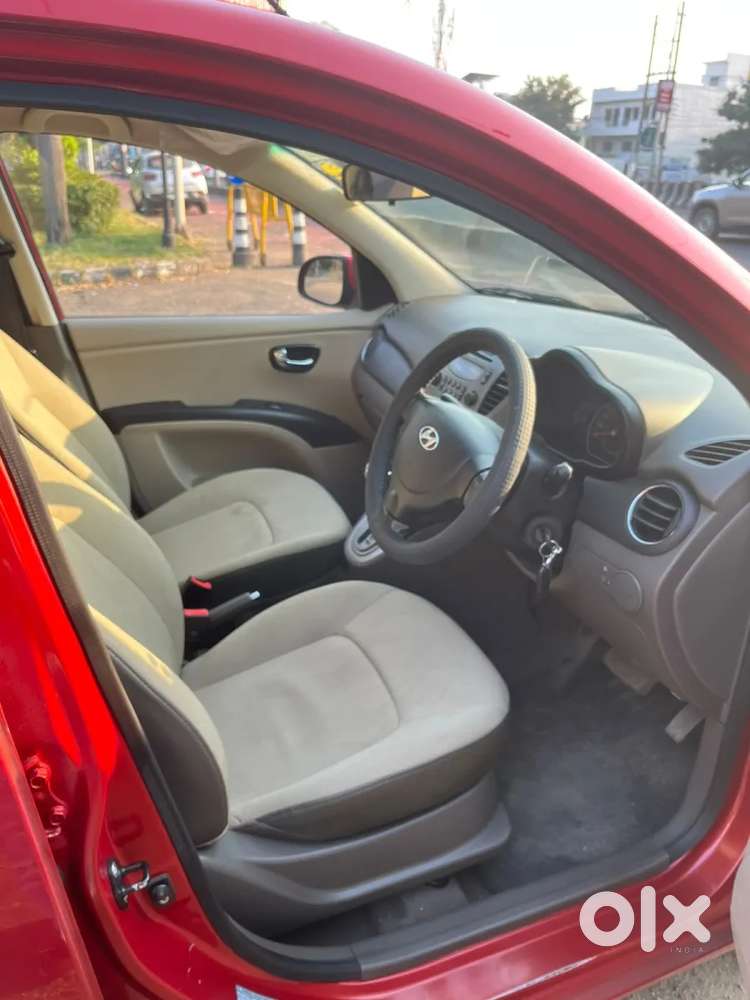 Hyundai I10 Sportz At, 2012, Petrol