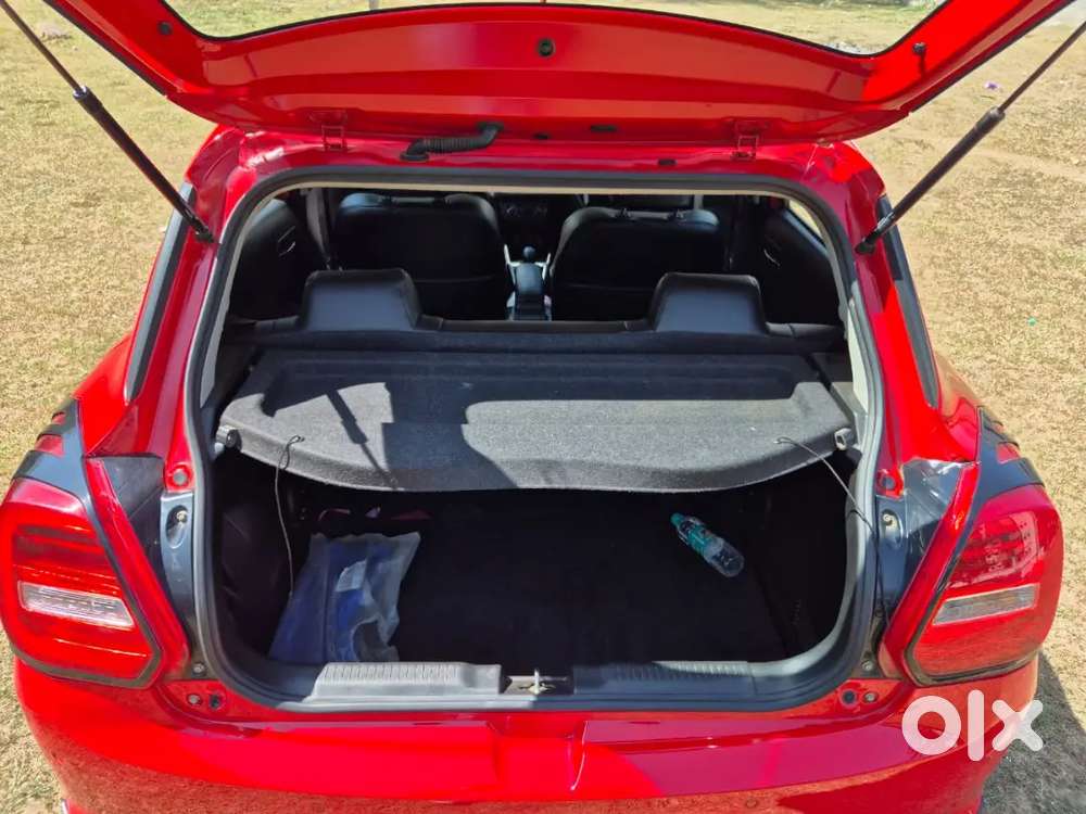 Maruti Suzuki Swift 2023 Petrol 49500 Km Driven