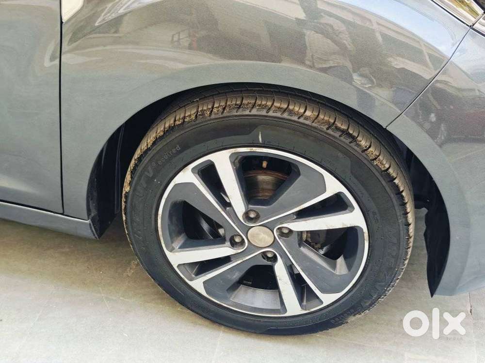 Tata Altroz Xz, 2023, Petrol