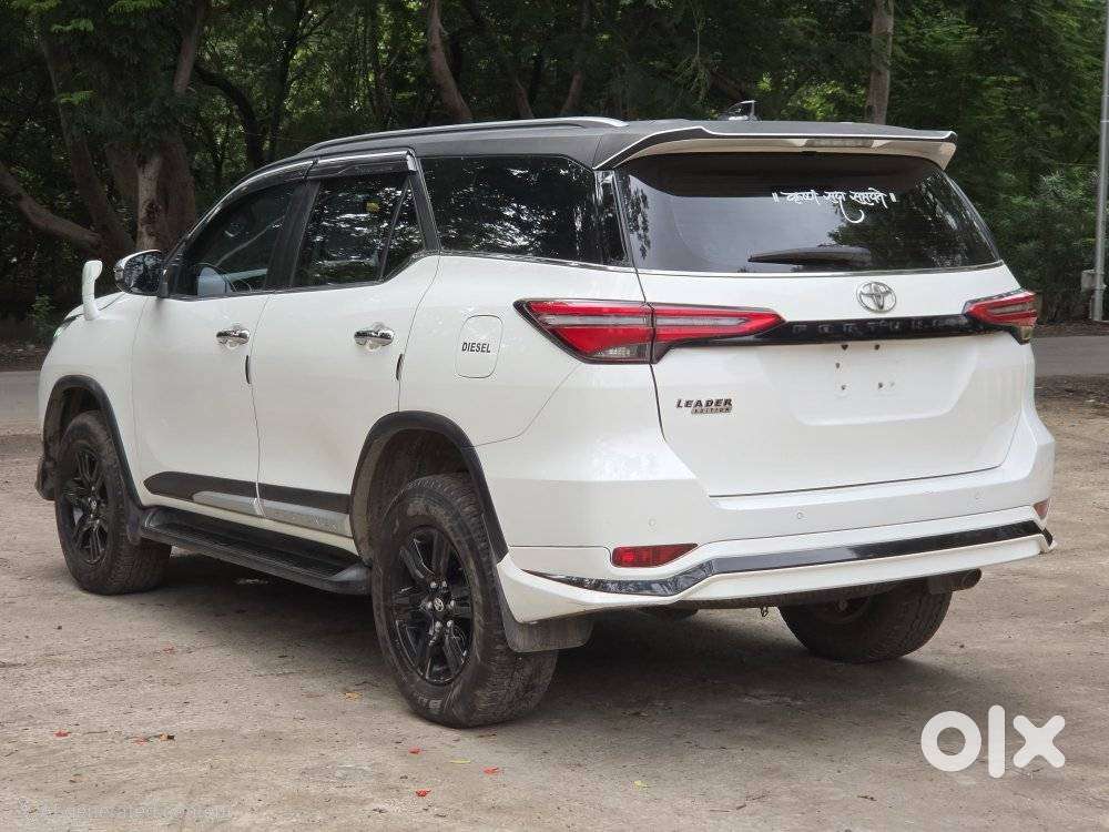Toyota Fortuner Leader Edition (at), 2024, Diesel