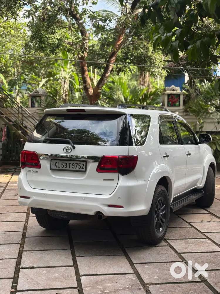 Toyota Fortuner 2015 Diesel 134000 Km Driven