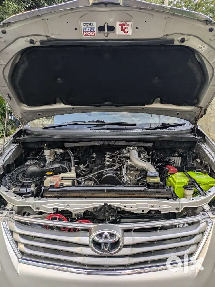 Toyota Innova V 2012 Model