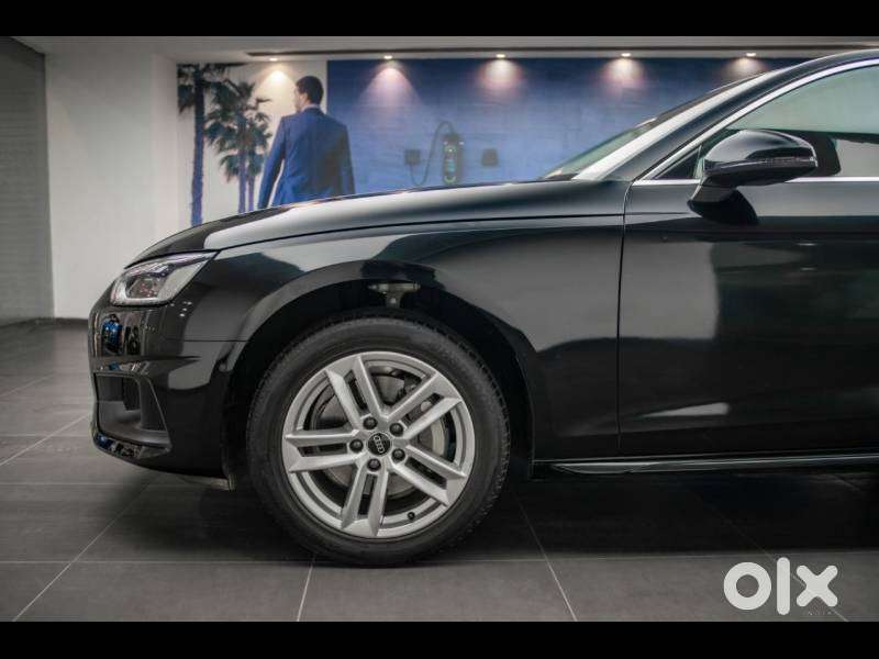 Audi A4 35 Tfsi Premium + Sunroof, 2025, Petrol