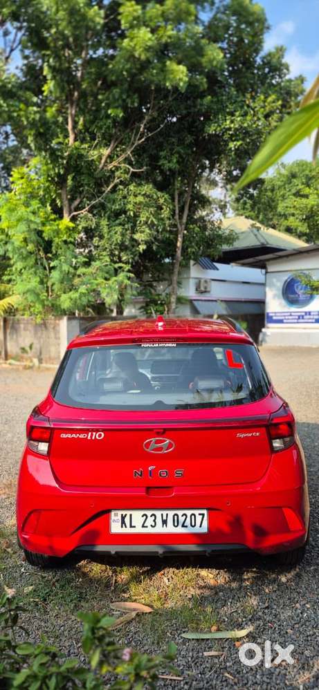 Hyundai Grand I10 Nios Sportz 1.2 At, 2023, Petrol