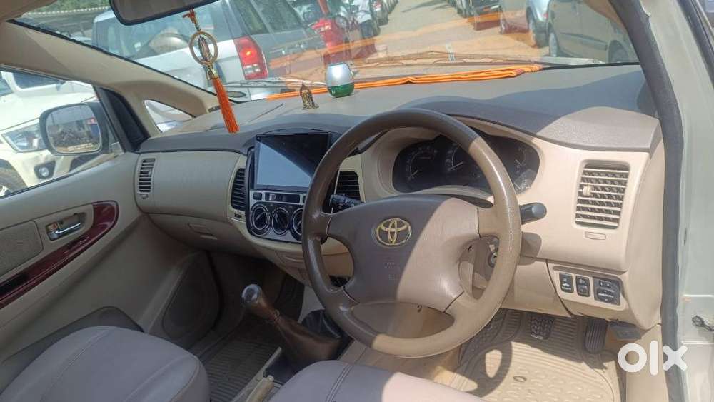 Toyota Innova 2.5 V 7 Str, 2005, Diesel