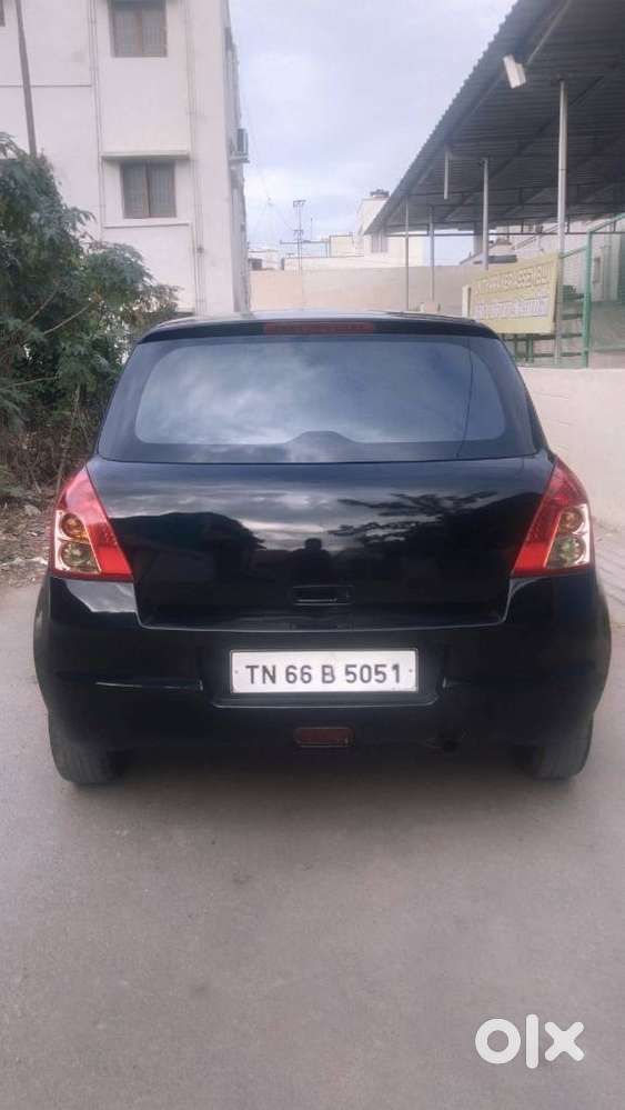 Maruti Suzuki Swift Vxi + Manual, 2010, Petrol