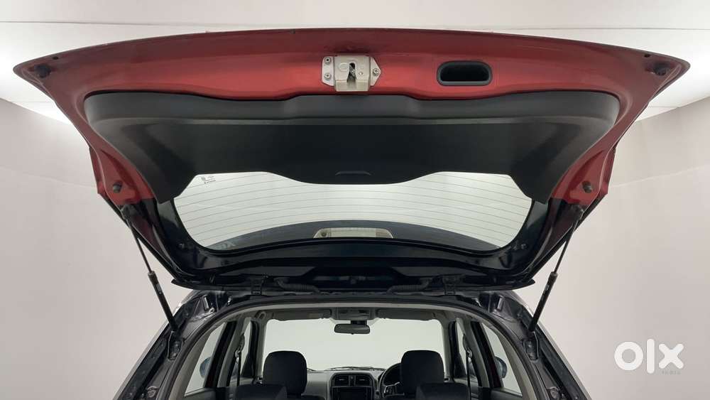 Maruti Suzuki Vitara Brezza Zdi+ Dual Tone Mt, 2016, Diesel