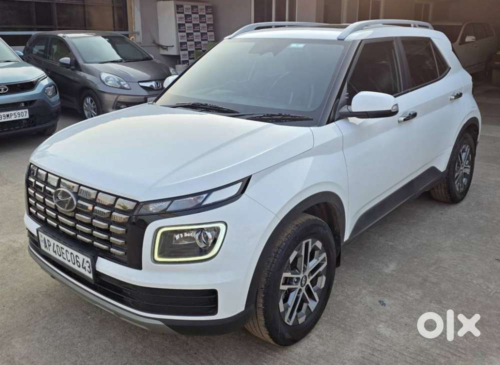Hyundai Venue 1.0 Sx (o) Turbo Dct, 2024, Petrol