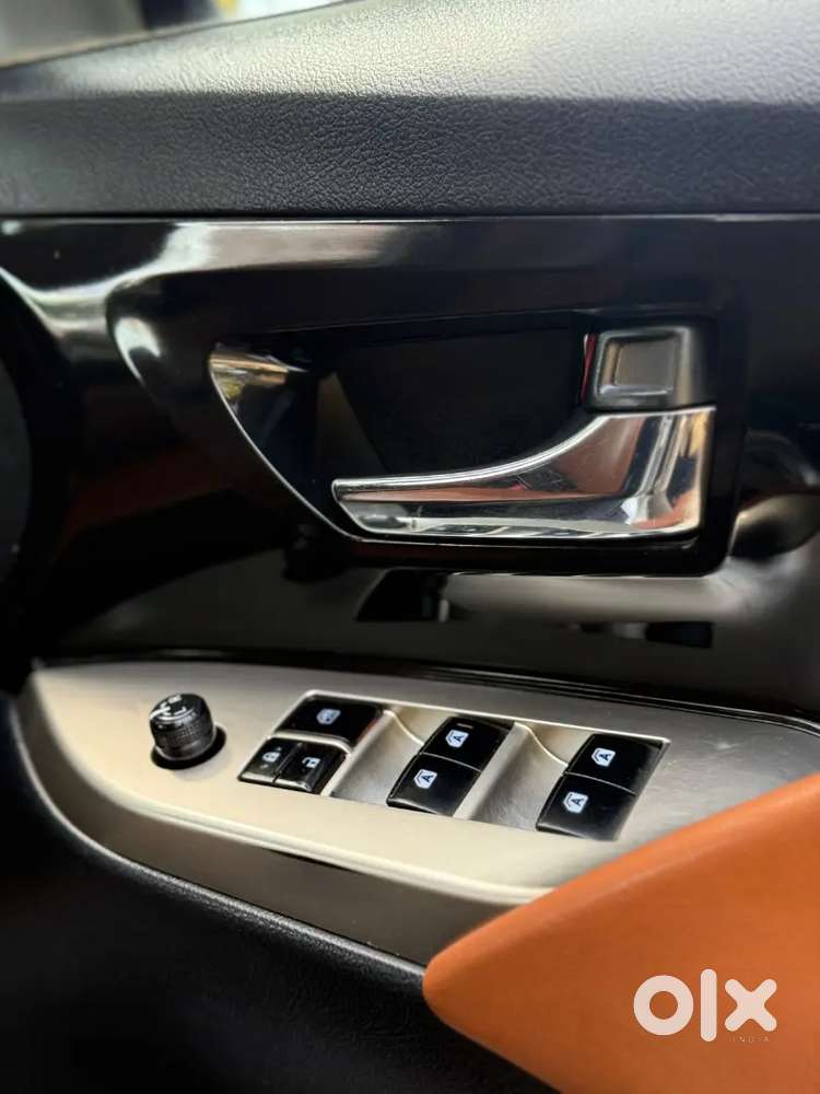 Toyota Innova Crysta 2018