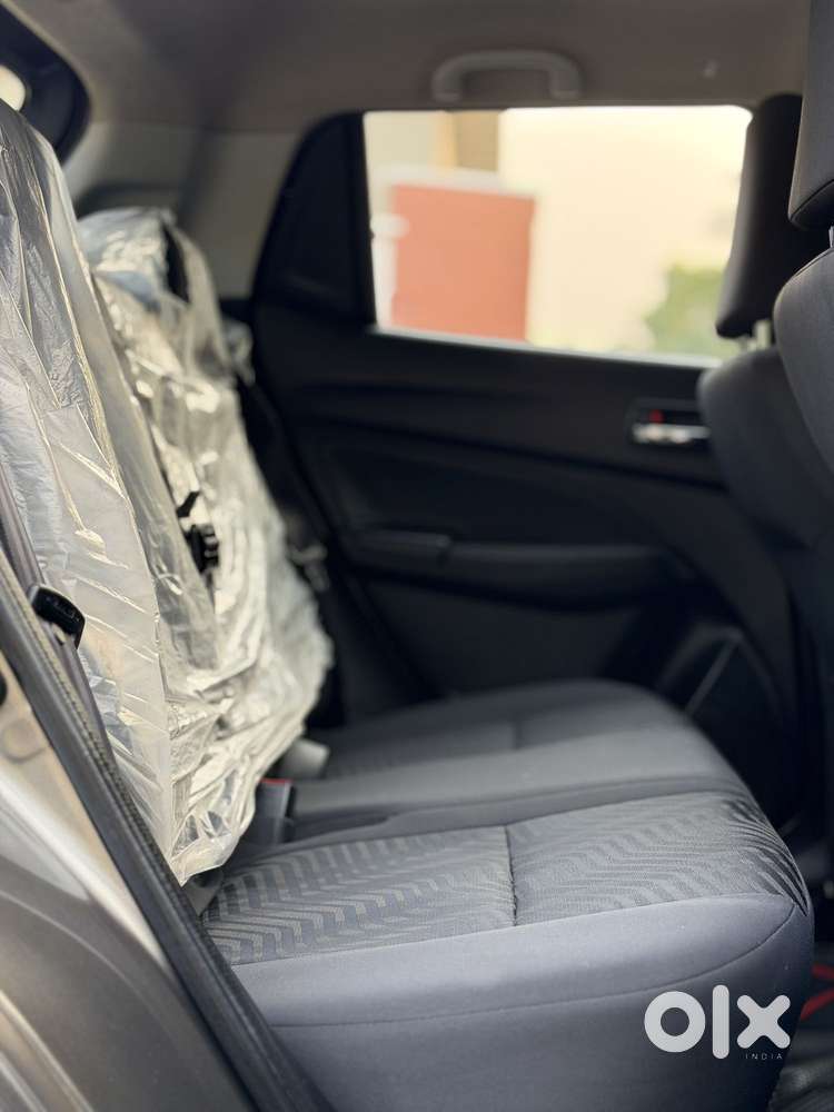 Maruti Suzuki Swift 1.2 Vxi (o), 2023, Petrol
