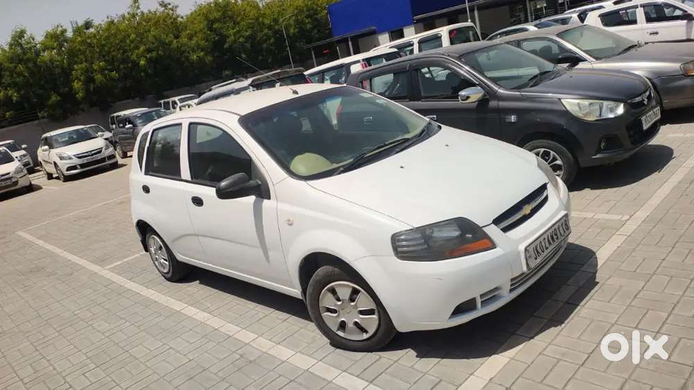Chevrolet Aveo 2012 Petrol Well Maintained
