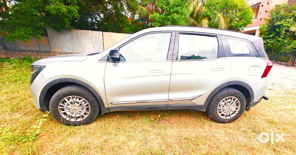 2023 Mahindra Xuv700 7 Seater Diesel