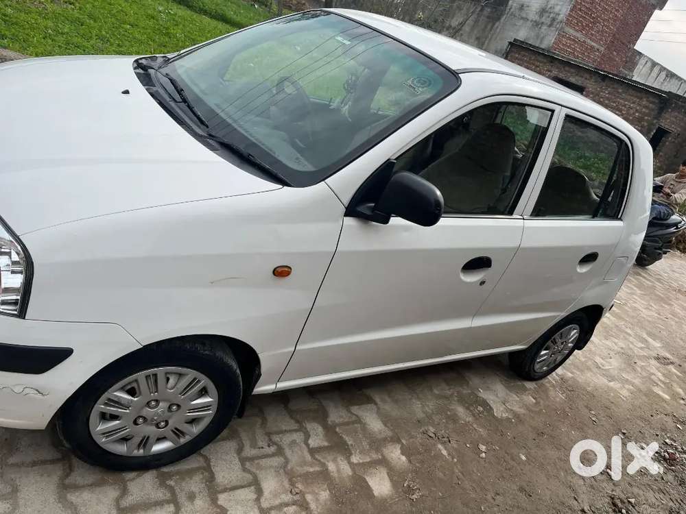 Hyundai Santro Gs Zip 2012