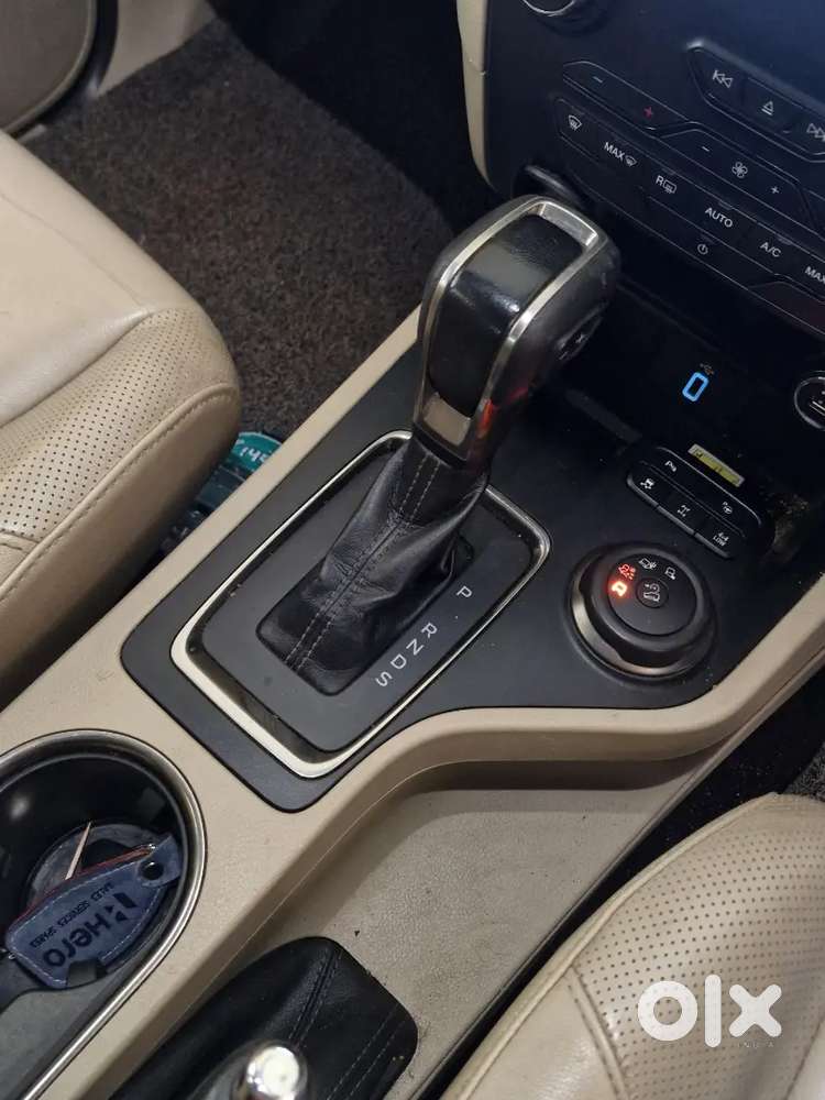 Ford Endeavour 2.0l Titanium Plus 2020 4×4 At