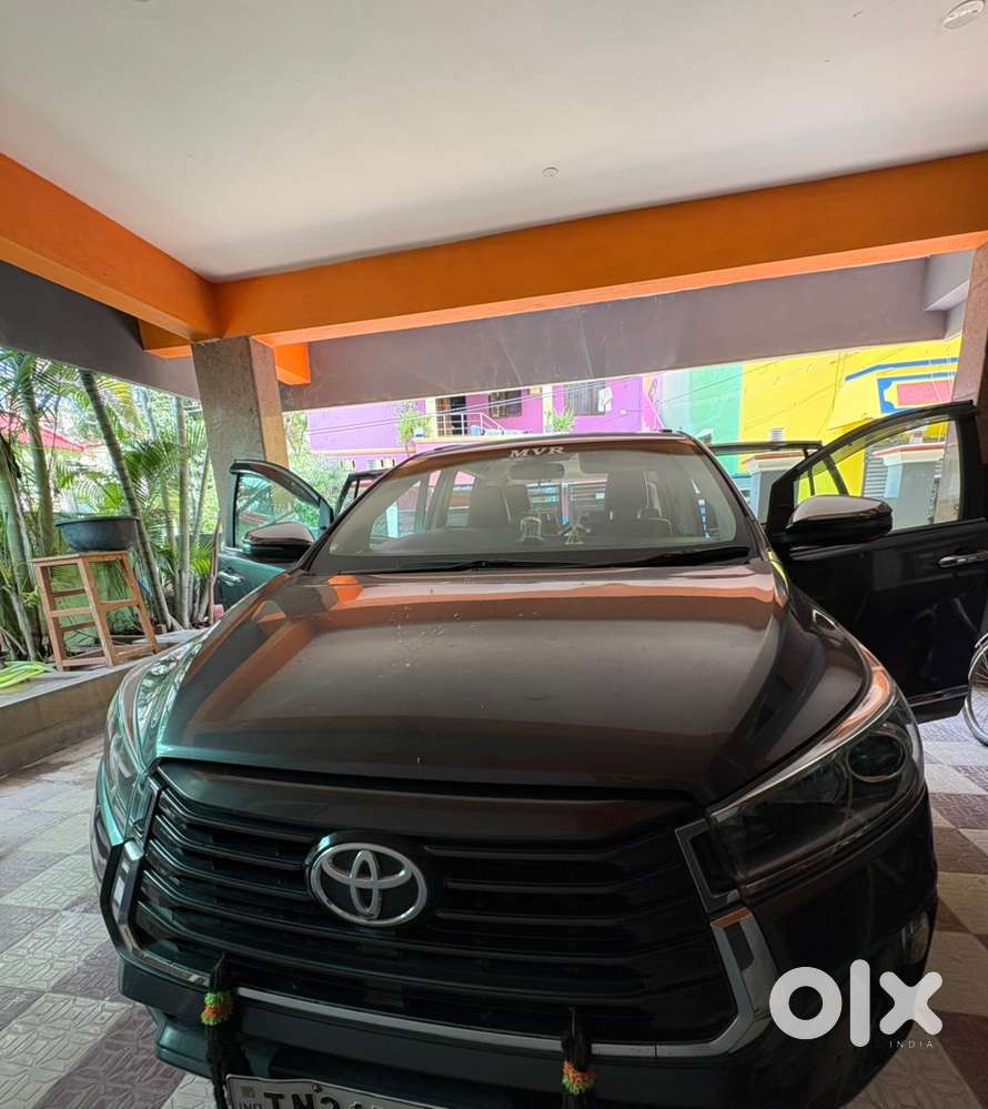 Toyota Innova Crysta Diesel 2022 Automatic . New Tyres And Battery